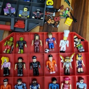 Roblox Figure Collection& Accessories